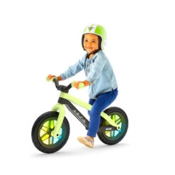 Chillafish BMXie Glow, La Draisienne Légère Avec Des Roues Lumineuses LED -Enfants Vélos Magasin chillafish bmxie glow la draisienne legere avec des roues lumineuses led 1