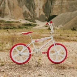 Vélo BMX Rétro Capri Cobra Blanc - Rouge -Enfants Vélos Magasin velo bmx retro capri cobra blanc rouge 5